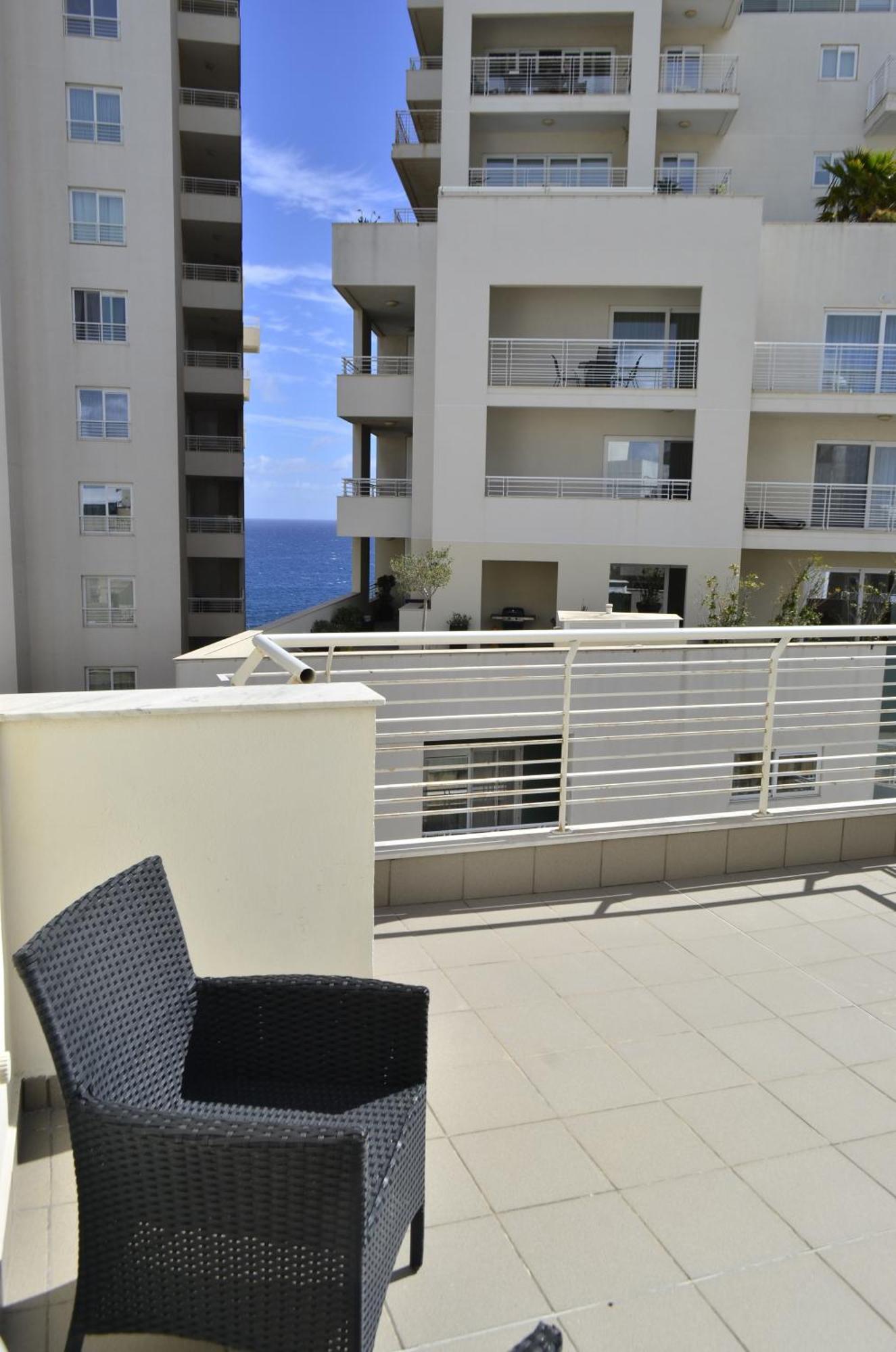 Best Location In Sliema Bagian luar foto